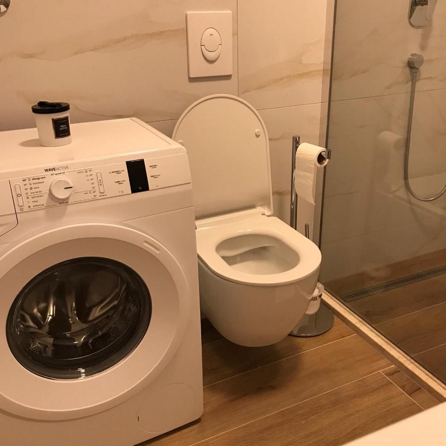 Villa Apartment Joel Trogir Eksteriør billede